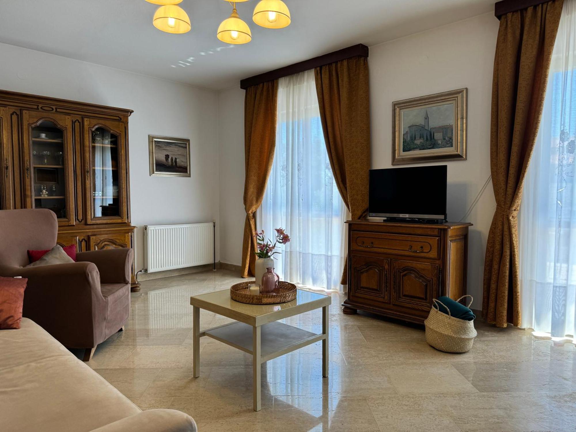 Apartman Ostrea *** Bale Buitenkant foto