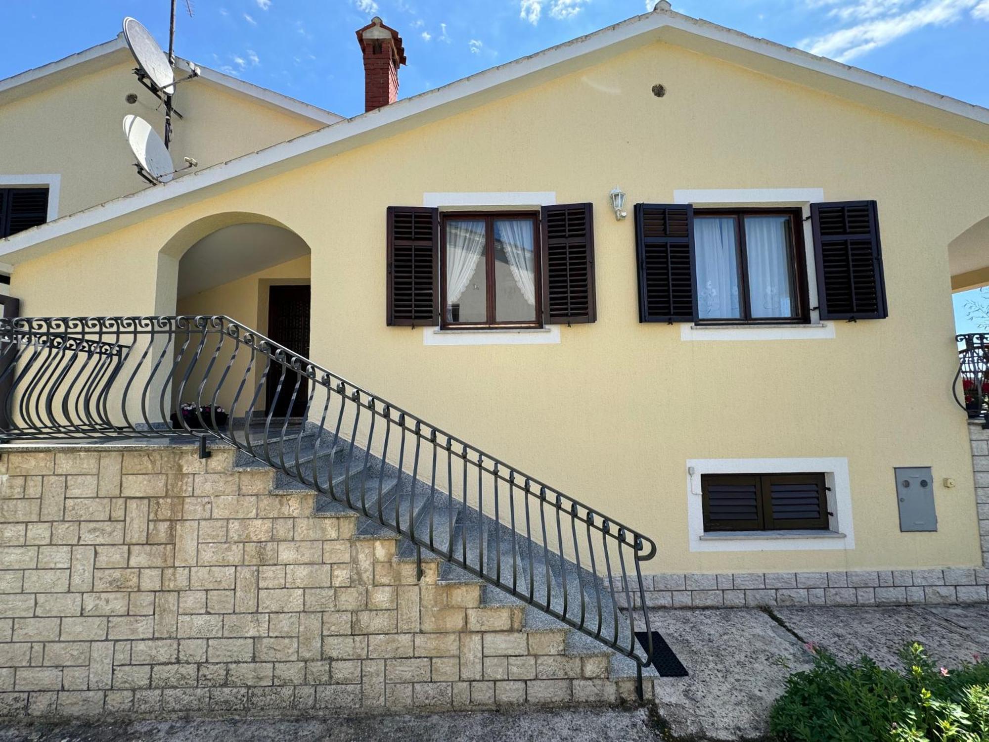 Apartman Ostrea *** Bale Buitenkant foto