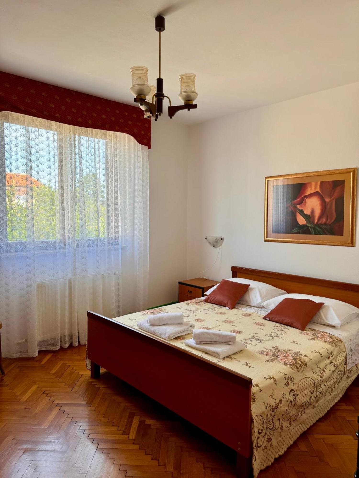 Apartman Ostrea *** Bale Buitenkant foto